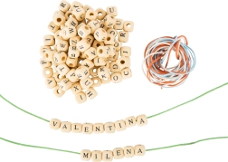 Houten rijgkralen met letters small foot – set van 300 stuks