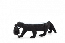 Mojo honey badger with cub – realistic animal figurine