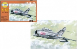 Modello in plastica dell’aereo MiG-15 UTI 1:72