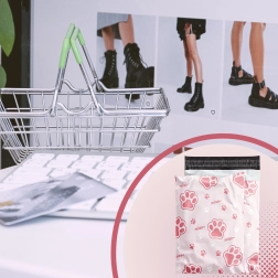 Fóliové kuriérske obálky 450 × 600 mm s motívom mačacích labiek, 50 ks