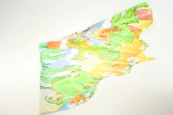 Leteci zmaj s motivom zmajeva