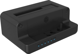 Docking station da tavolo per dischi M.2 NVMe e SATA
