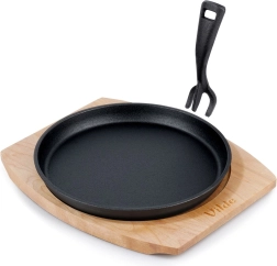 Cast iron serving pan with wooden trivet CAST LINE 22 cm