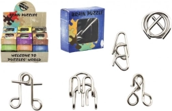 metal puzzle mix in a 5 × 5 cm box