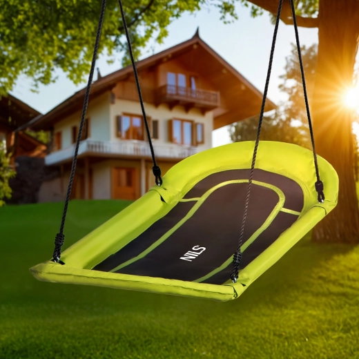 Maximum comfort with the 167 × 71 cm oval surface