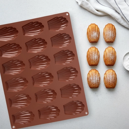 Nepřilnavý a flexibilní silikon pro snadné vyklápění