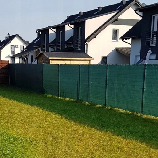 Intimité et ombrage pour clôture en un seul produit