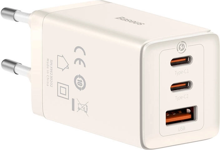 Fast charging up to 65 W for multiple devices