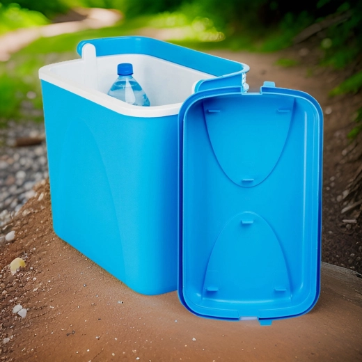 Spacious interior for tall bottles