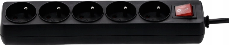 Cinque prese Schuko con messa a terra