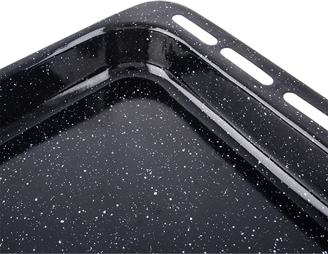 Acier émaillé résistant pour une cuisson quotidienne