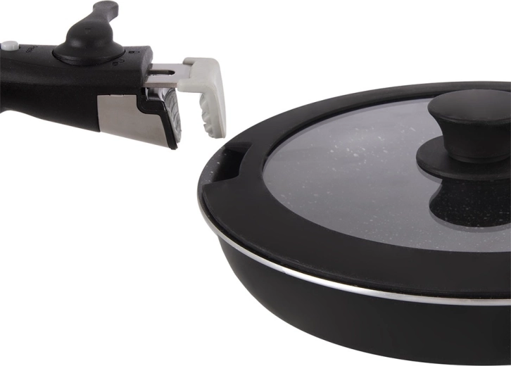 Compatible with cookware with removable handle