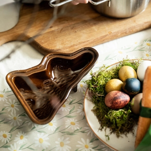 Forme décorative de lapin pour un service festif