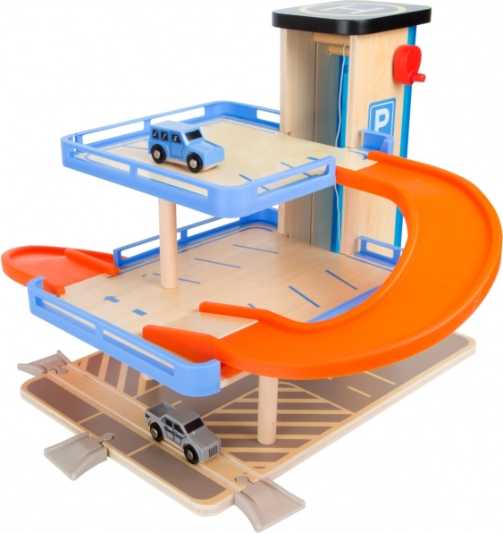 Small Foot wooden multi-level garage with elevator