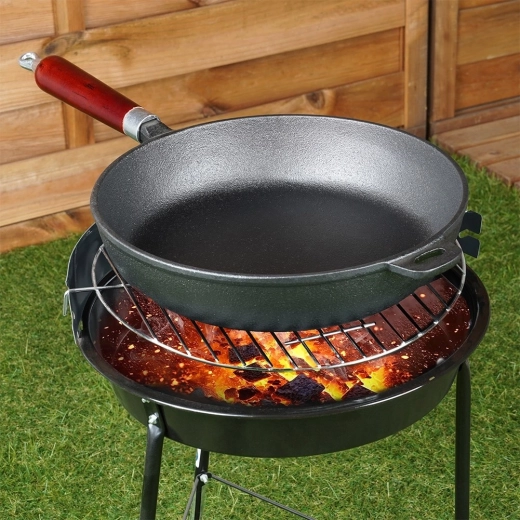 Bereit für Grill und offenes Feuer