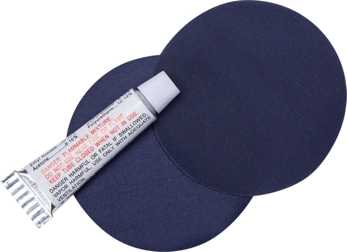 Confezione pratica e riparazioni a portata di mano