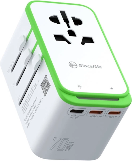 Universal travel adapter with 4G/LTE Wi‑Fi hotspot GLOCALME Roamplug (70 W)
