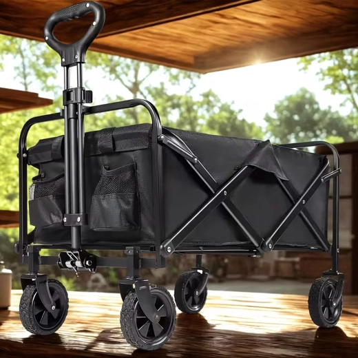 360°-ban forgó kerekek a könnyű irányításhoz