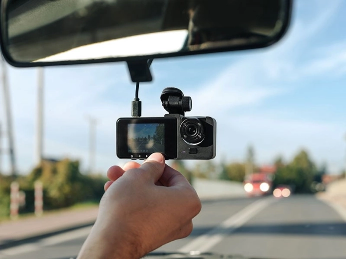 Round-the-clock protection: parking mode and G‑sensor