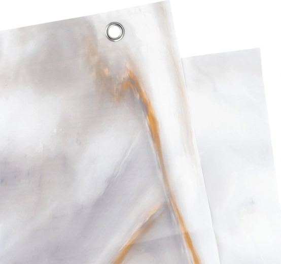 Œillets renforcés et crochets inclus