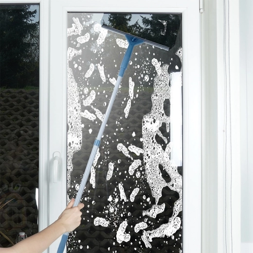 Telescopic pole 50–95 cm for easy reach