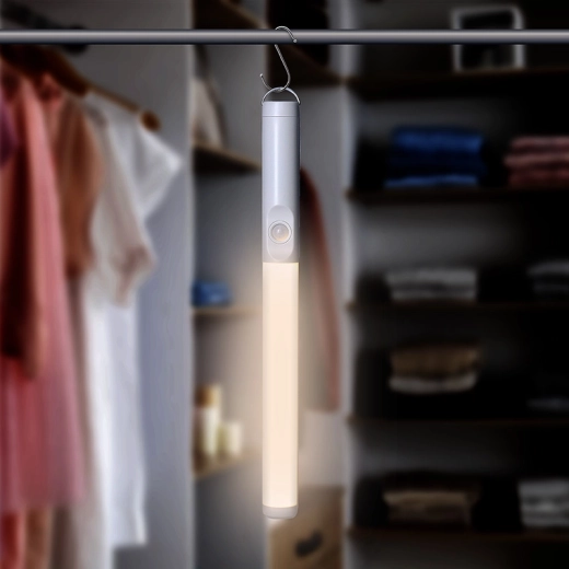 Pleasant warm light and energy-saving power