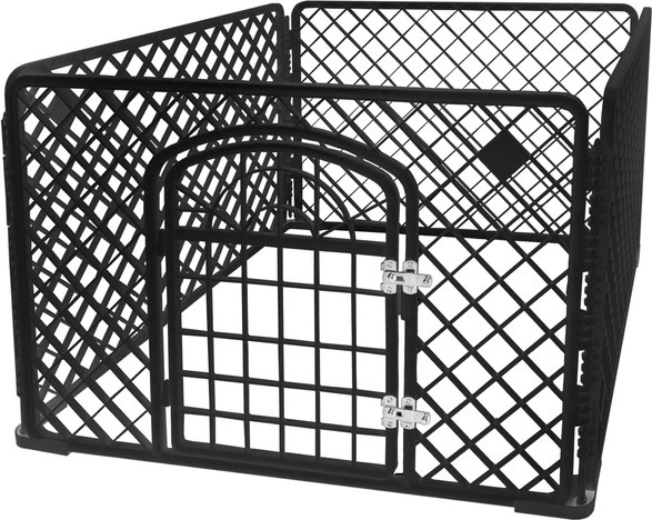 Gate with safety lock for easy entry