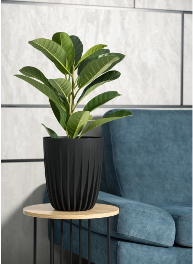 Sustainable material made from 100% recycled plastic