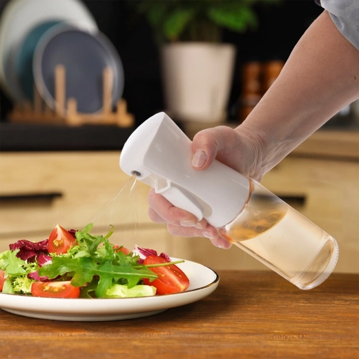 Fine mist for even seasoning