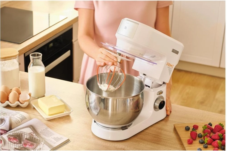 Powerful motor for every type of dough