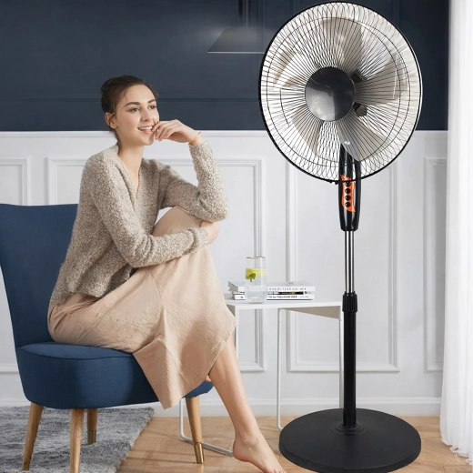 Oscillation for even airflow distribution