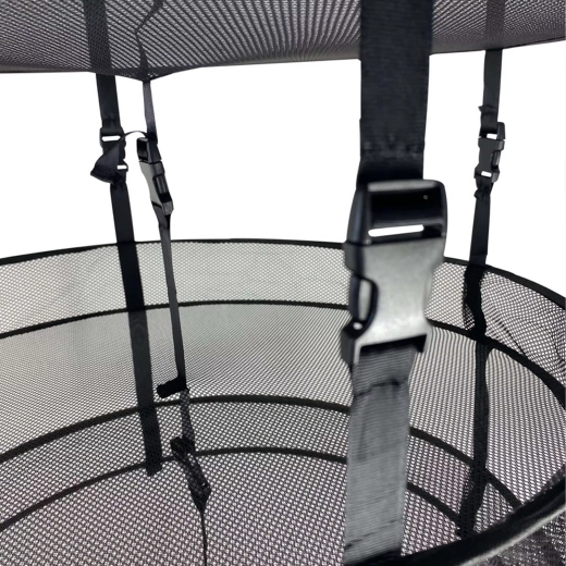 Strong hanging straps and secure attachment