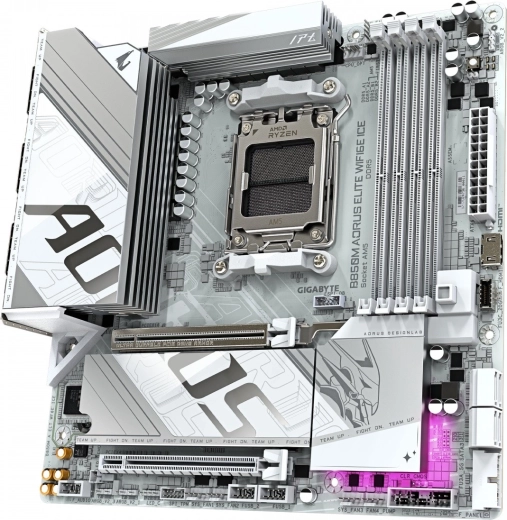 Velocità estrema: DDR5 e M.2 PCIe 5.0