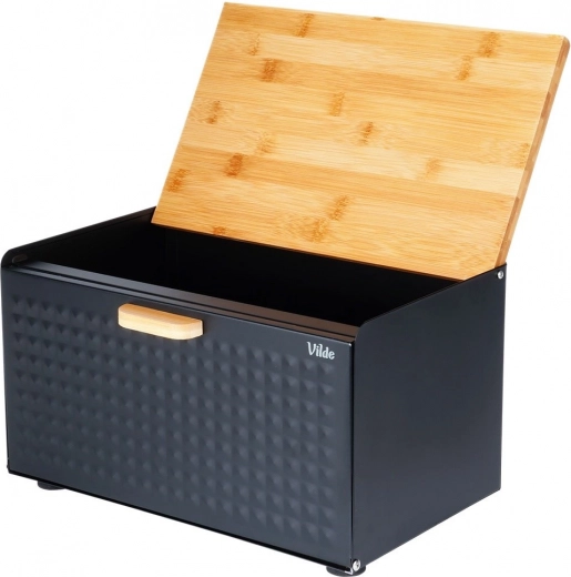 Le couvercle supérieur fait office de planche