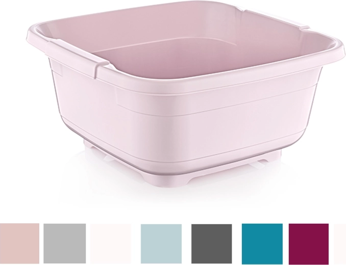 Plastica resistente, facile manutenzione e più colori