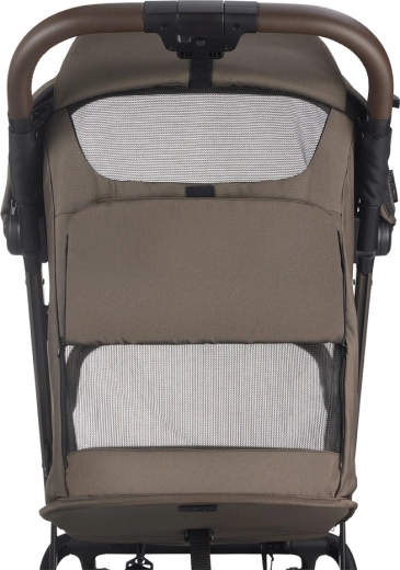 Large ventilated canopy for comfort in heat and bad weather
