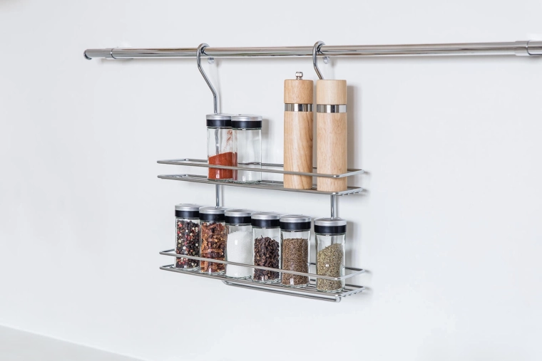 Conservazione sicura e ordinata delle spezie