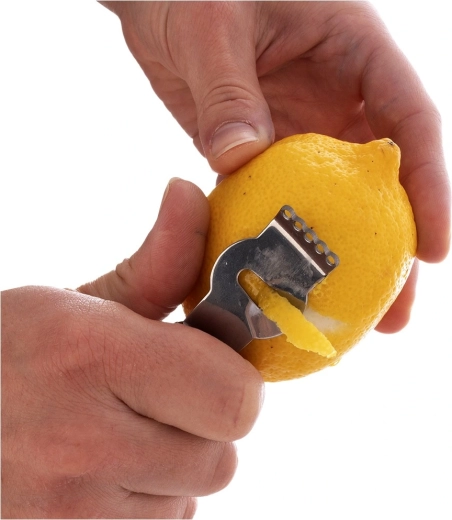 Channel knife for decorative strips