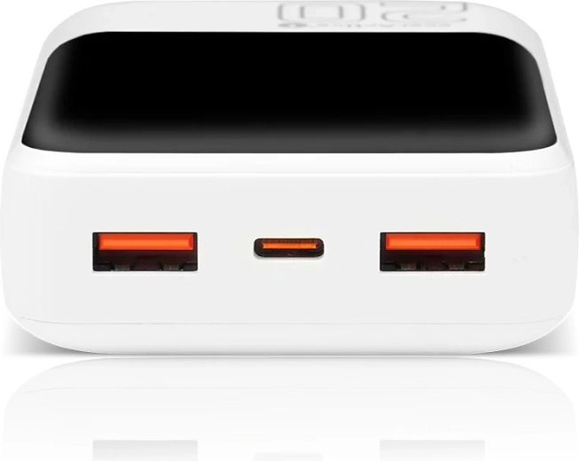 Tre porte per l’alimentazione simultanea