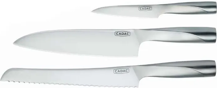 Tre coltelli per ogni compito