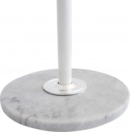 Stabilita vďaka mramorovej základni