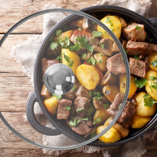 Universal use for 30 cm cookware