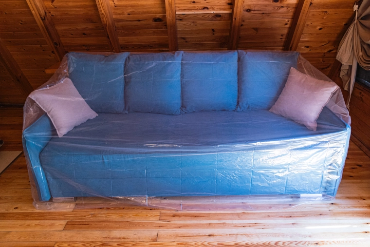 Klar folie til fuldstændig afdækning af møbler