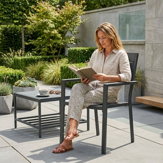 Structure en acier résistante avec revêtement par poudre