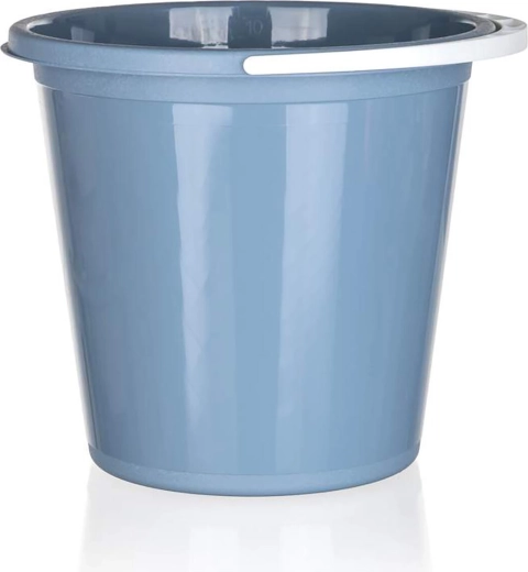 Durable construction and comfortable handle