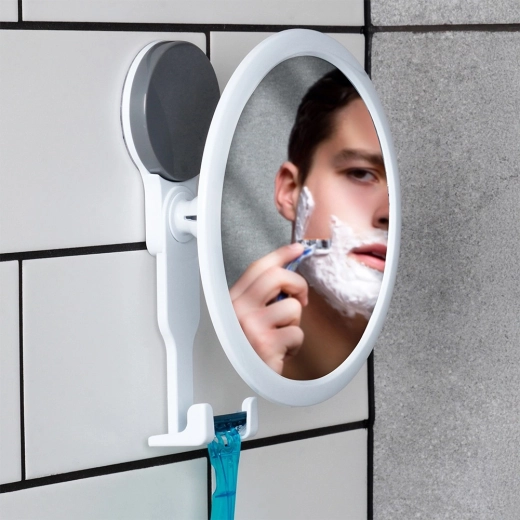 Nastavitelný úhel pro přesné líčení a holení