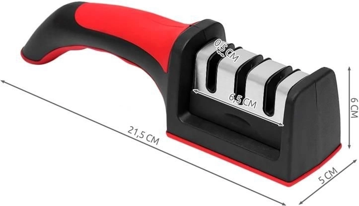 Ergonomic grip and compact dimensions