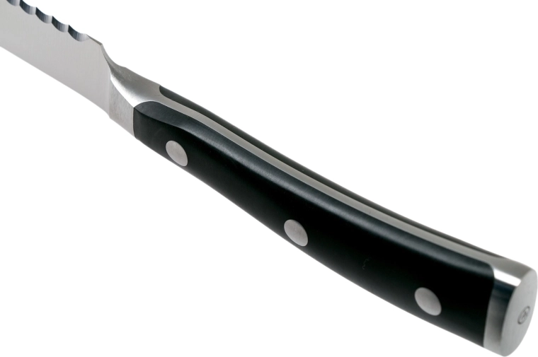 Ergonomic handle with full tang