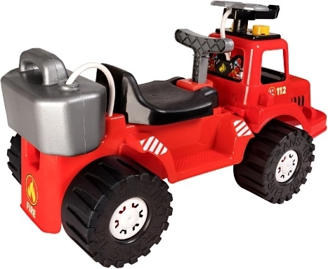 Real water-spraying action