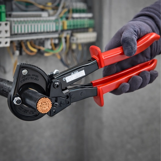 Ráčnový mechanismus pro přesnost